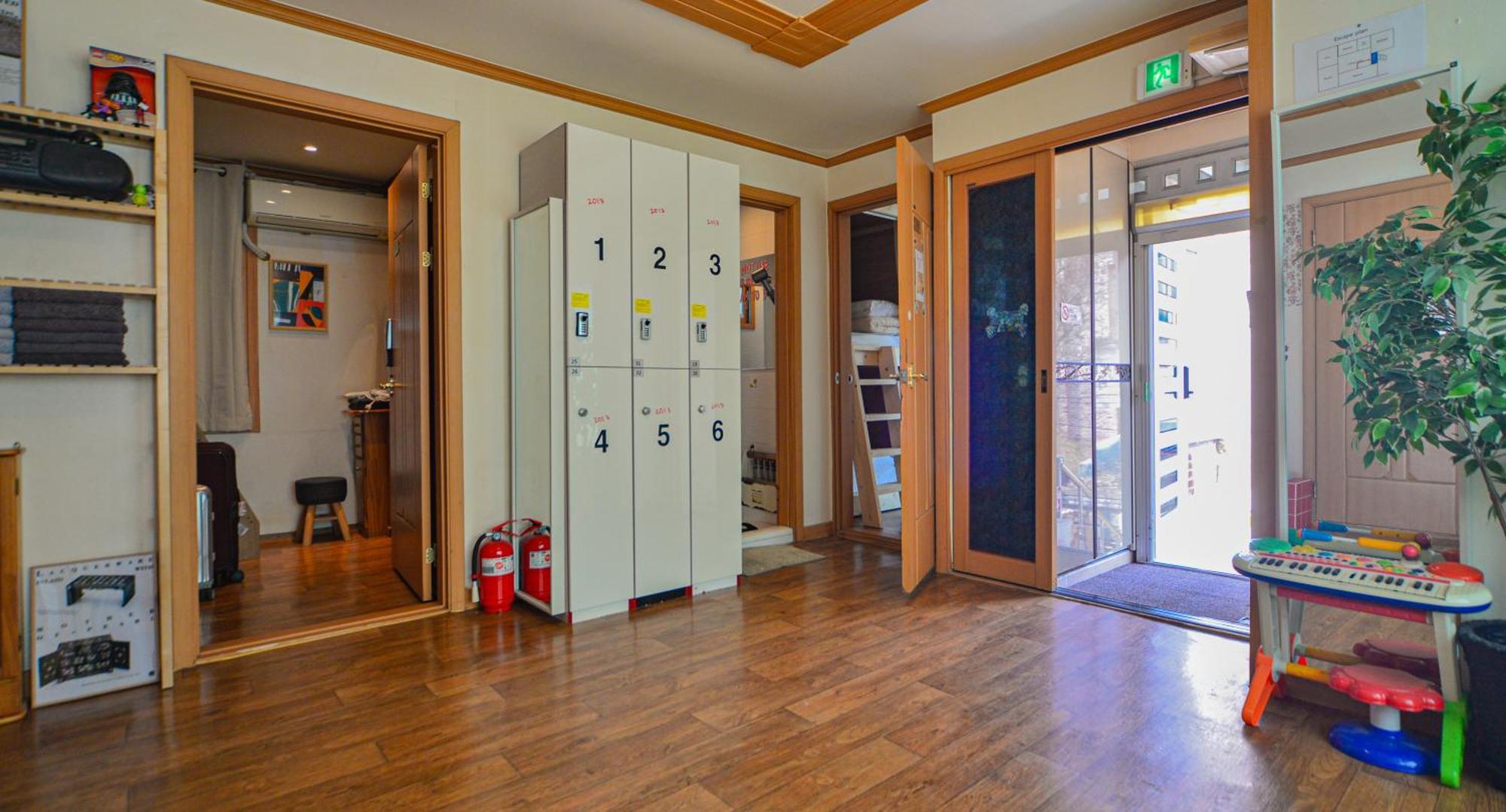 Helloworld Guesthouse ソウル特別市 エクステリア 写真