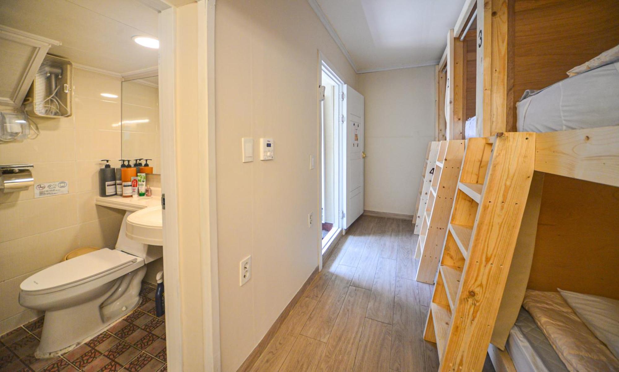 Helloworld Guesthouse ソウル特別市 エクステリア 写真